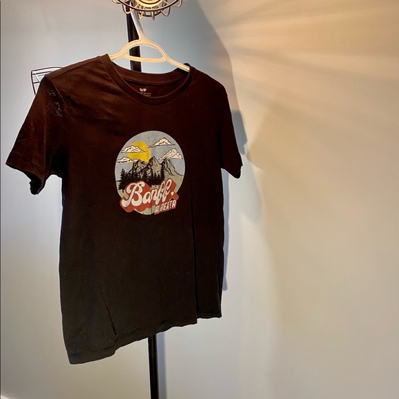 ‼️SOLD‼️Banff Graphic Tee - Picture 2 of 2